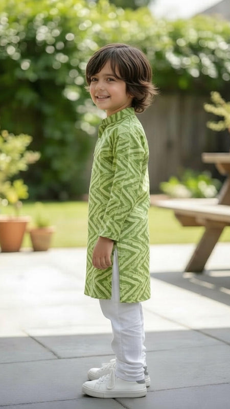 Green Pure Cotton Kota Doriya Zigzag Print Full Sleeve Boys Kurta