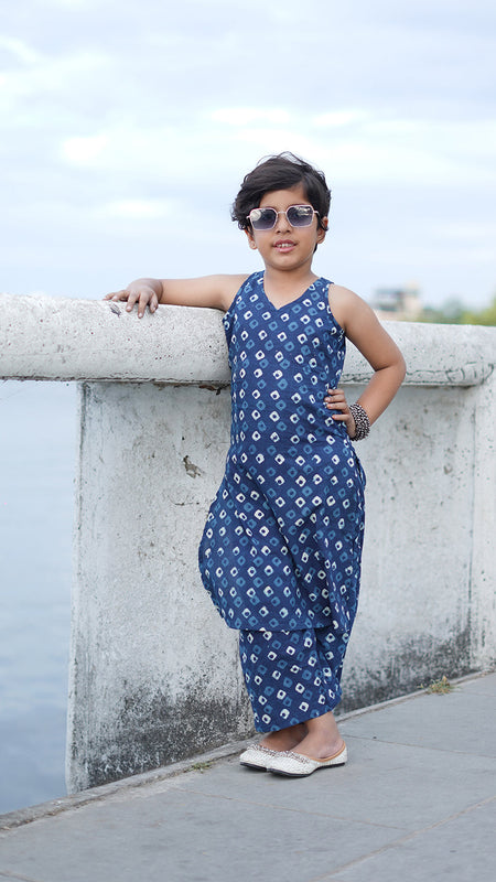Indigo Diamond Hand Block Print Kurta Palazzo Pants Set