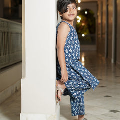 Indigo Booti Hand Block Print Kurta Pallazo Pants Set