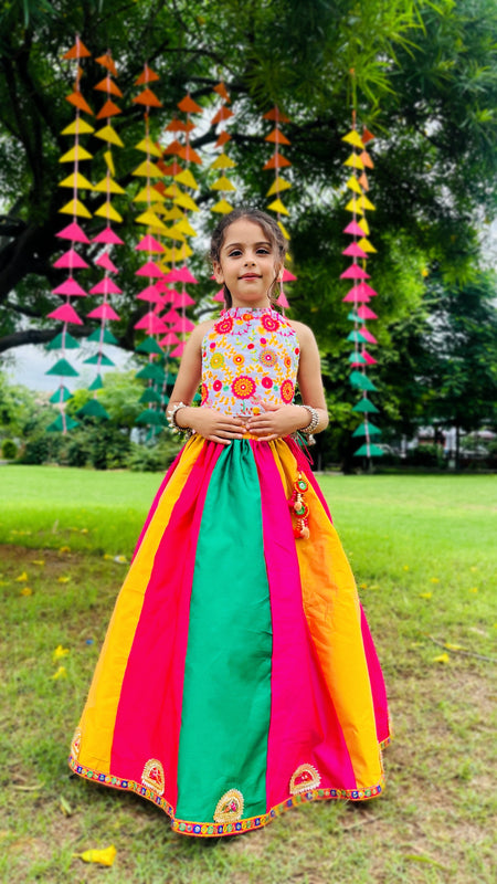 Candy Saga Multicolor Ethnic Set