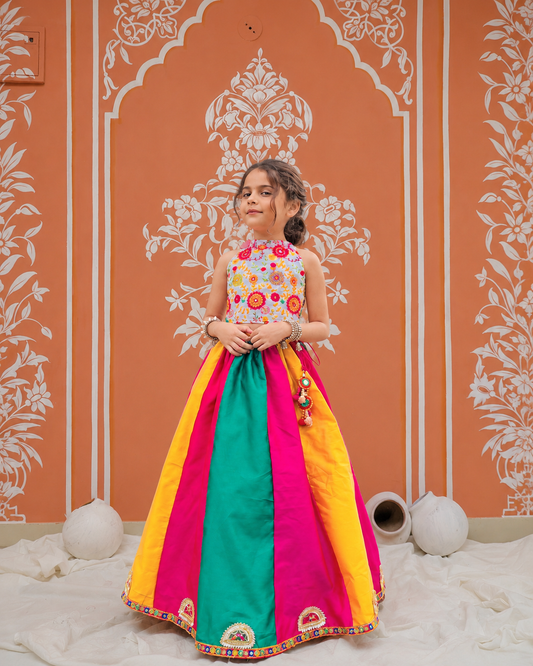 Candy Saga Multicolor Ethnic Set